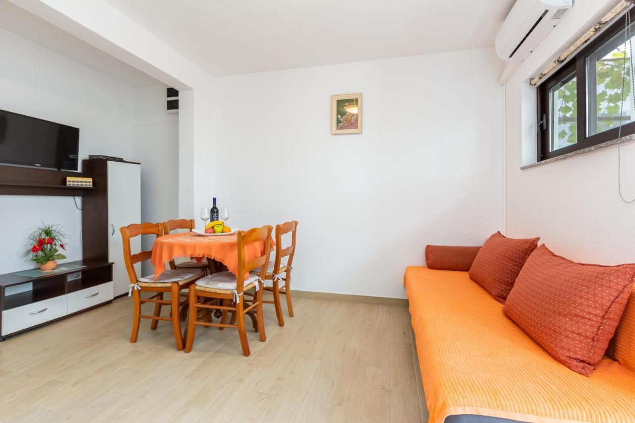 Apartments Sucur With Terrace Baška Exterior foto